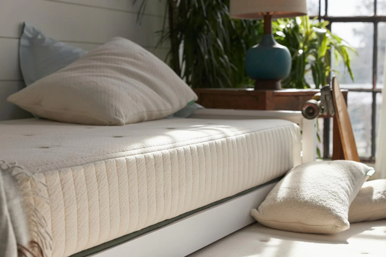 Avocado Eco Kids Mattress - Image 6