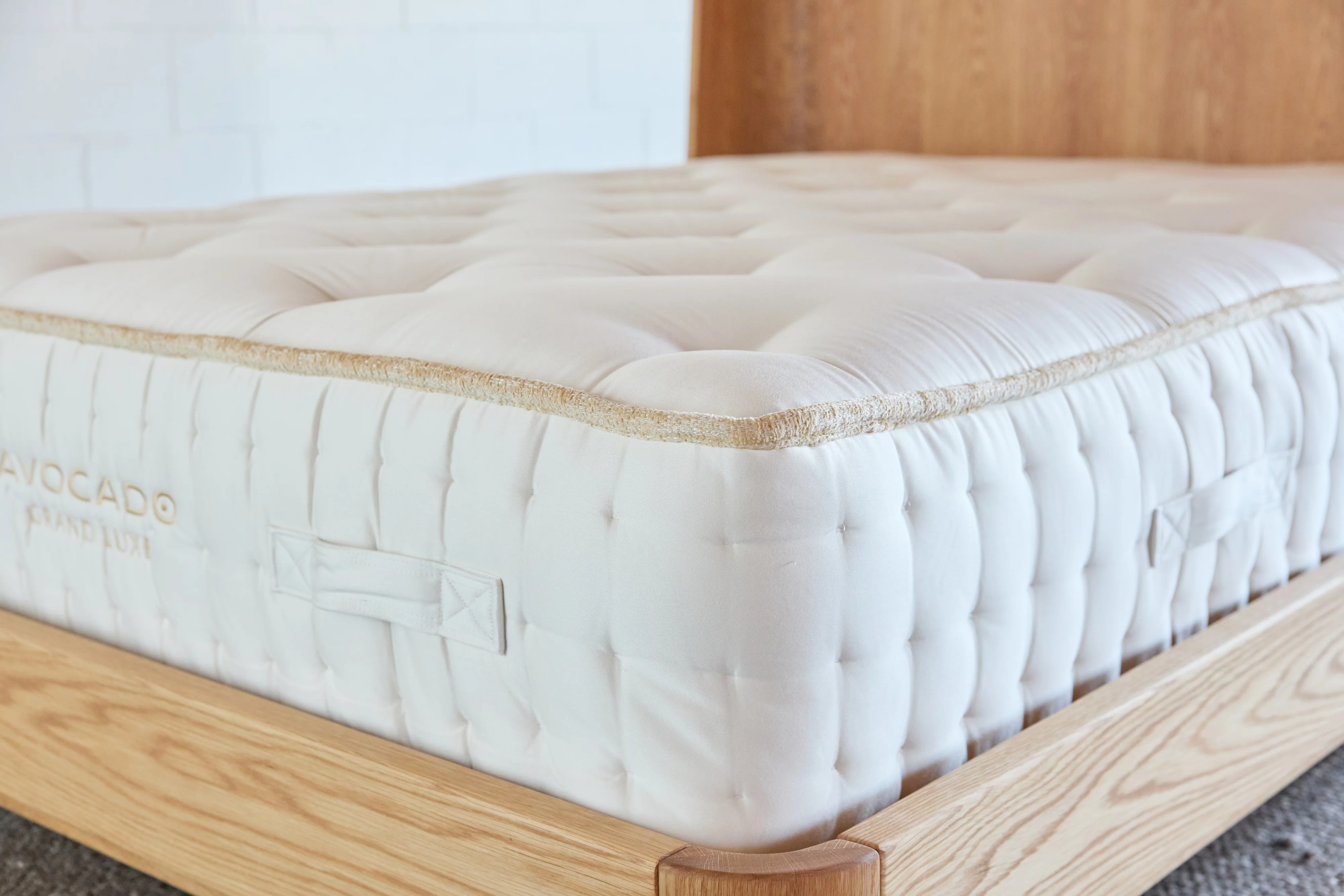 Avocado Grand Luxe Firm Mattress - Image 3