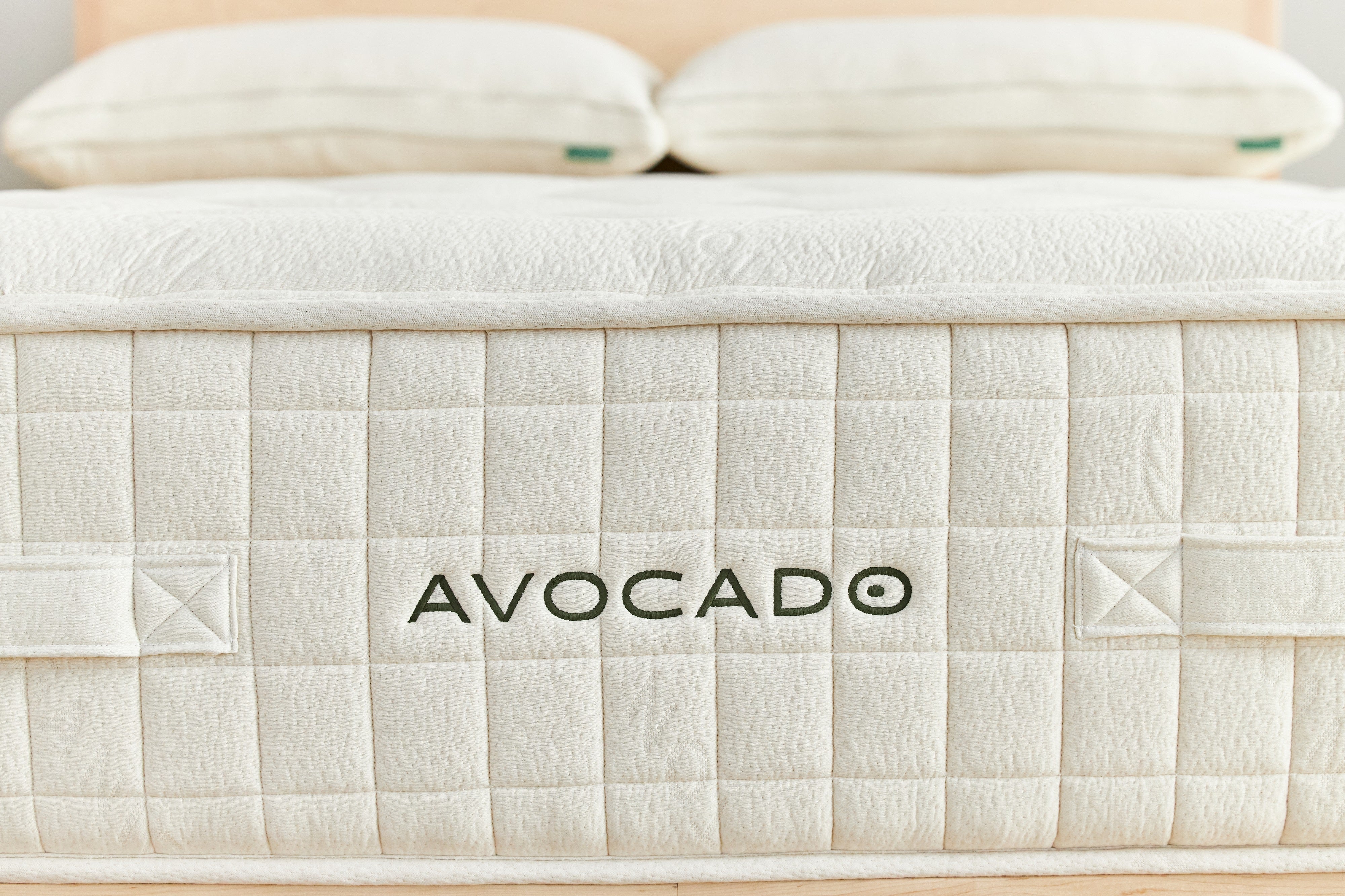 Avocado Luxury Organic Mattress - Image 4