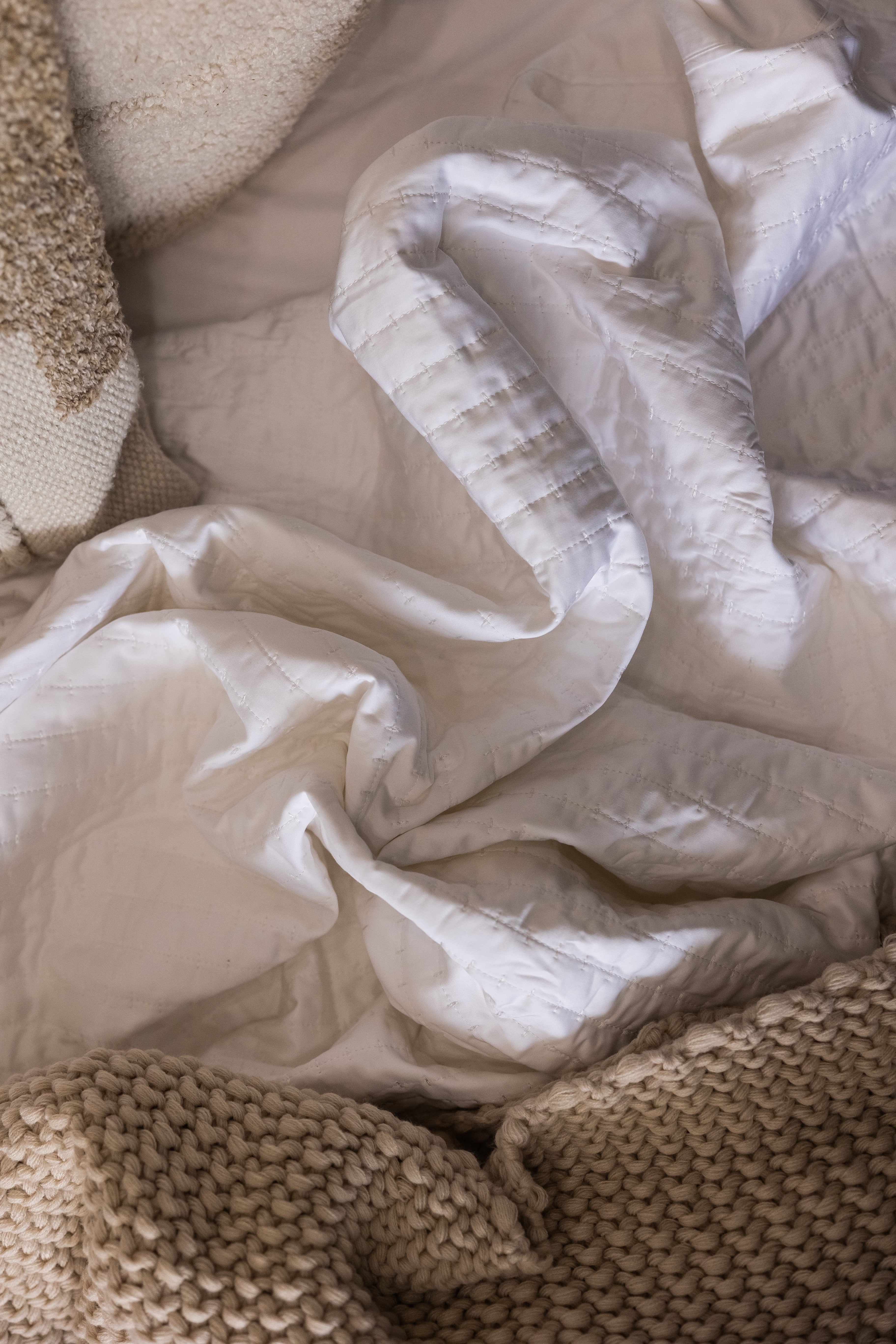 DreamFit Bamboo Quilted Sheets - Image 3
