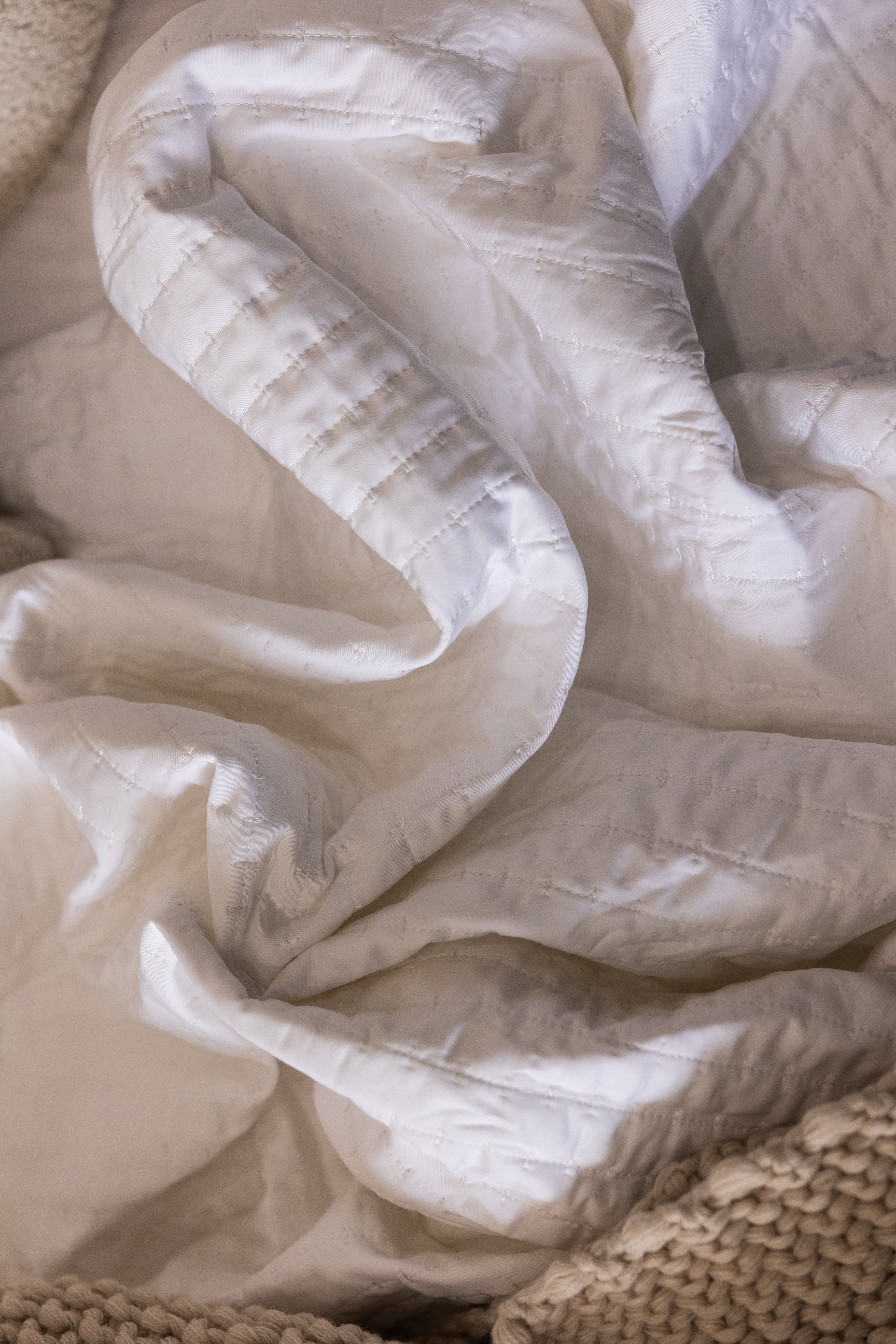 DreamFit Bamboo Quilted Sheets - Image 7